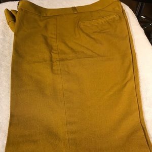 BR pant taupe color
